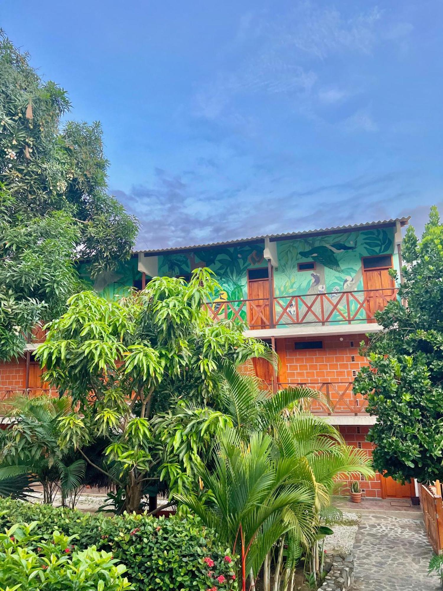 Arca Tayrona Restaurant & Hostal ロス・ナランホス エクステリア 写真